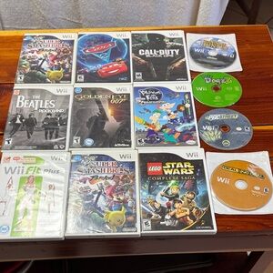Nintendo Wii Game Set with Colorful Discs
